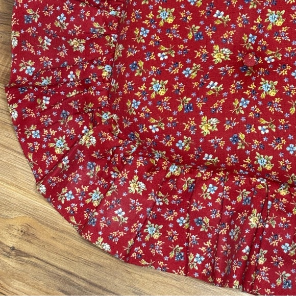 TWO Vintage Ruffled Pillowed Seat Covers Kitschy Quilted Square Red Floral Ties - Picture 3 of 4